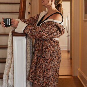 Anthropologie Leopard Sherpa Lined Hooded Robe, sz XS/S